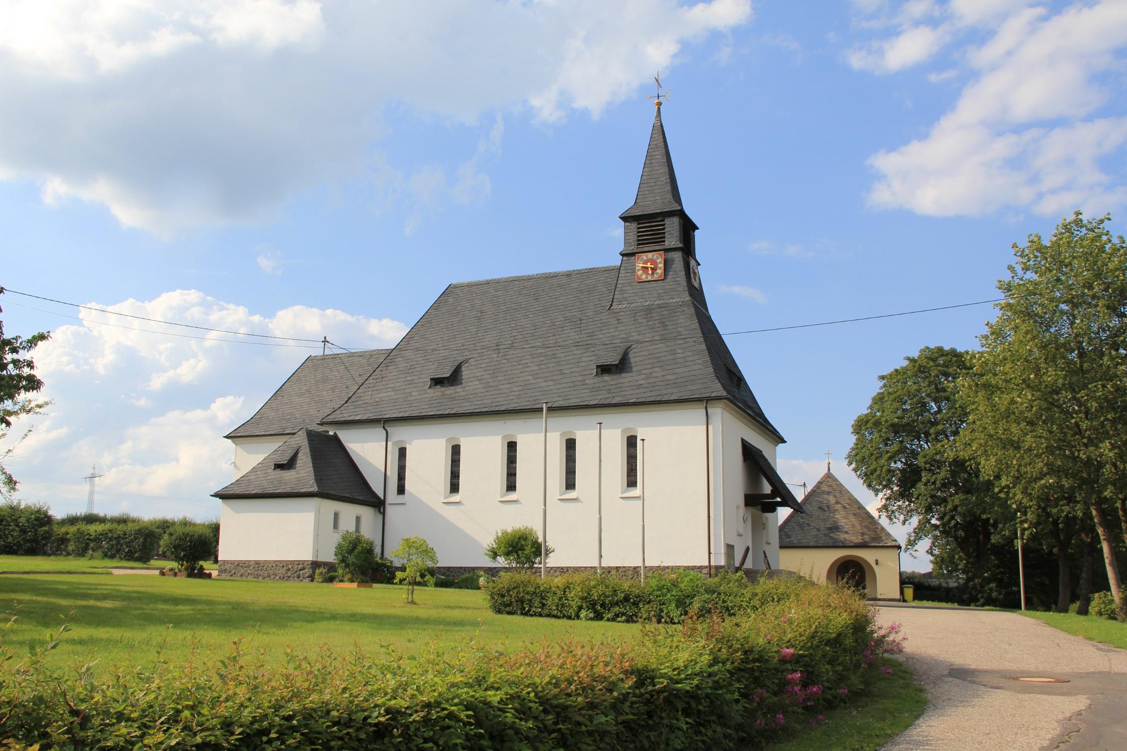 kath. Wickendorf, Rosenkranzkönigin
